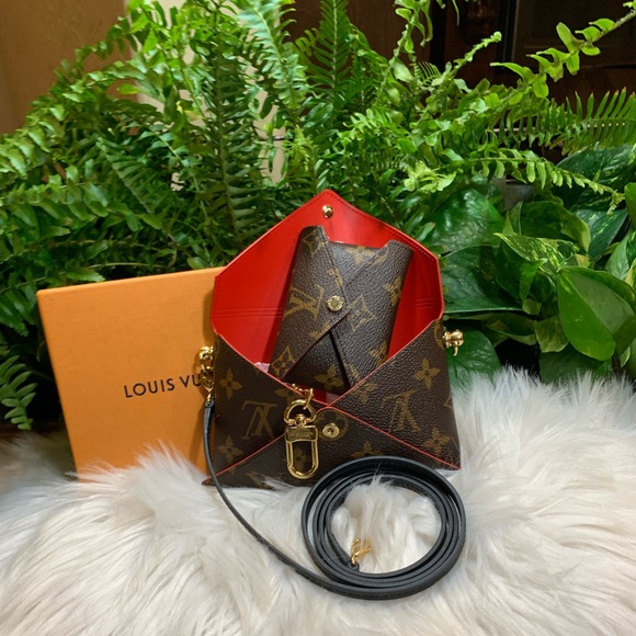 LV Kirigami Pochette “MM” w/LV strap - Picture 3 of 8